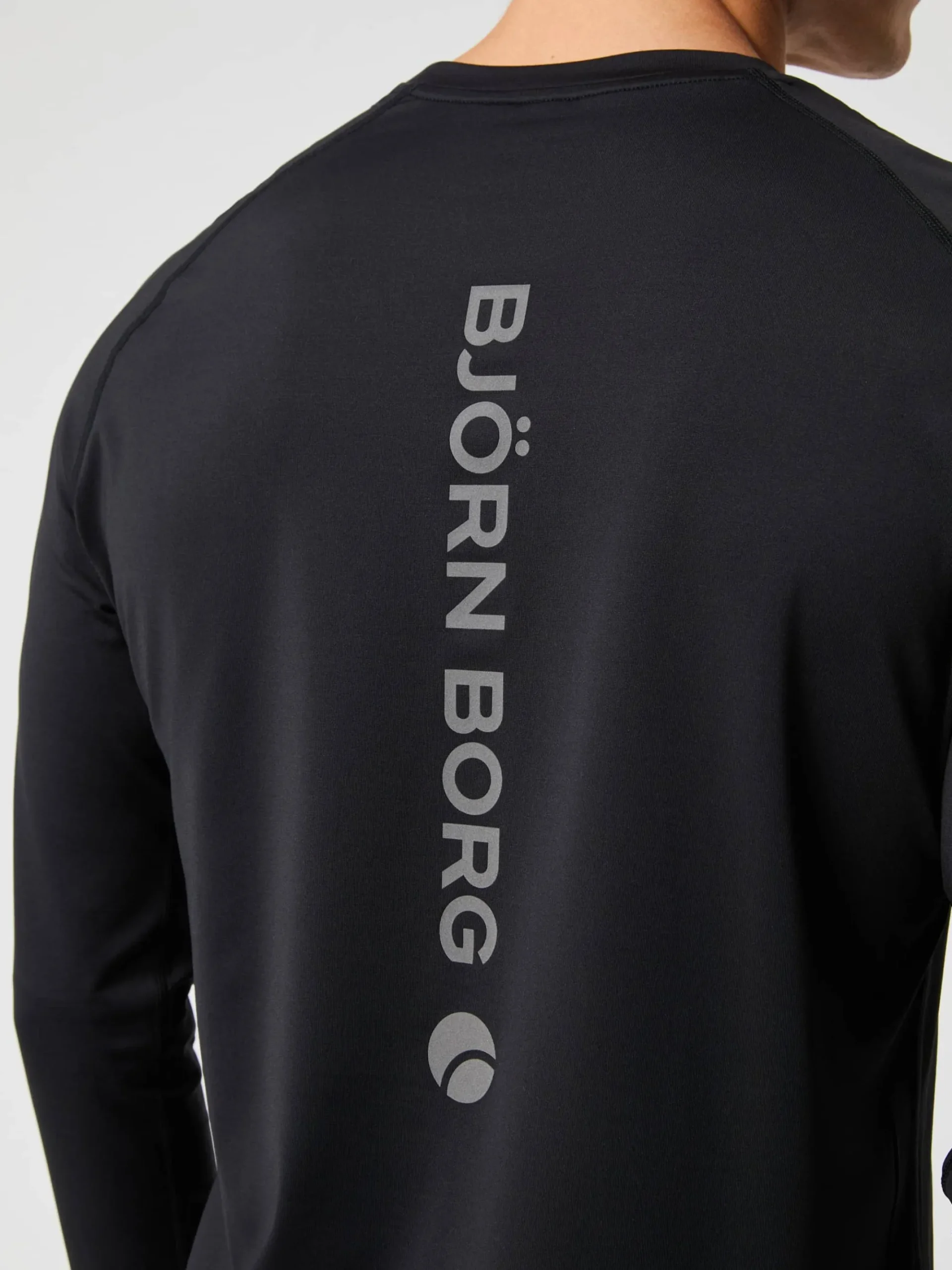 Björn Borg T-Shirts * Borg Perforance ong eeve Bruhed T-hirt Black Beauty
